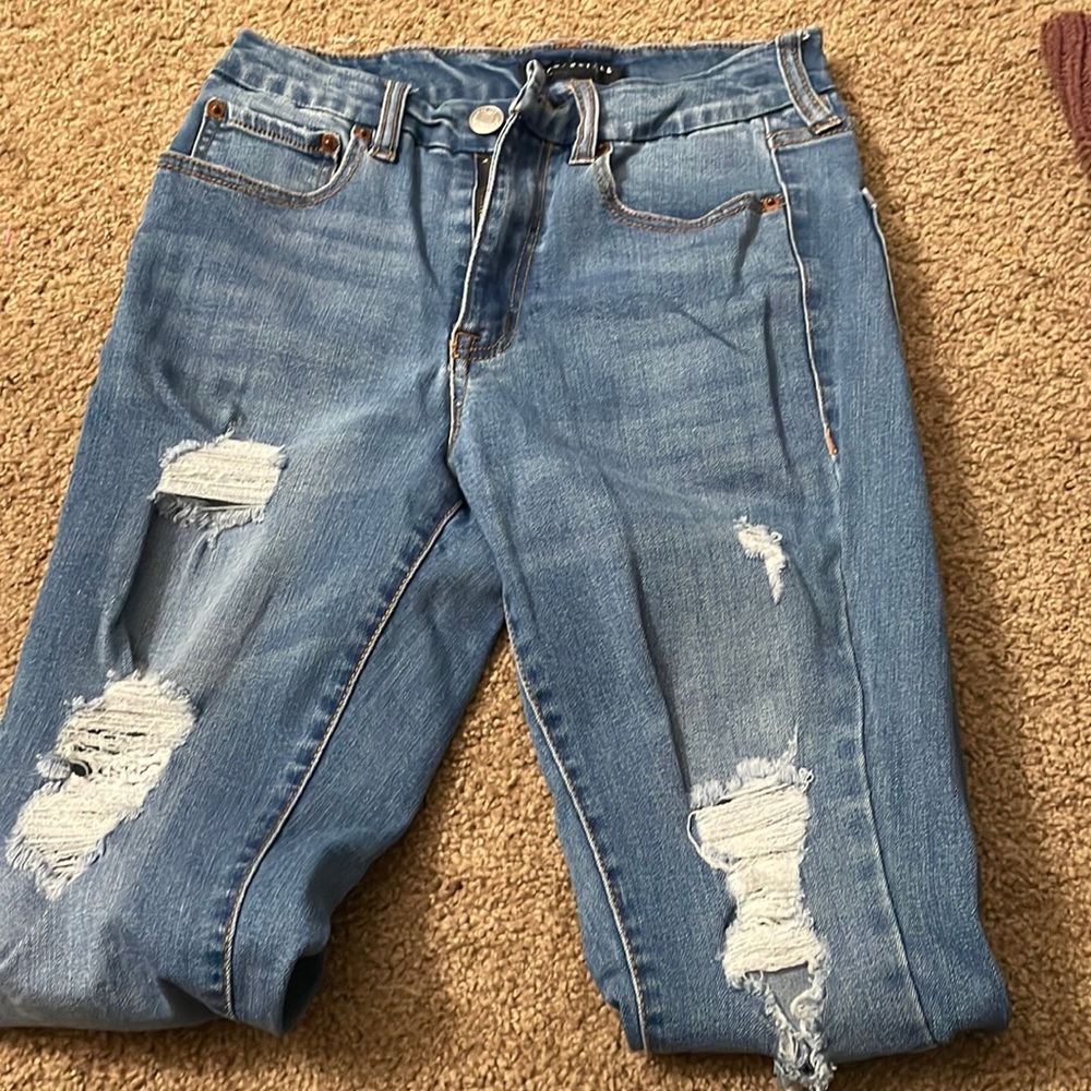 Aeropostale blue jeans.